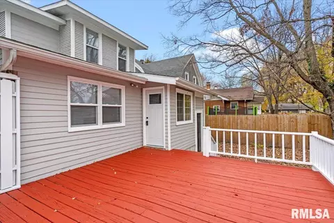 Exterior - 842 S Macarthur Blvd, Springfield, IL 62704 photo 7 of 11