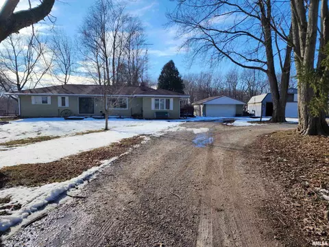 1357 550th Ave, Lincoln, IL 62656