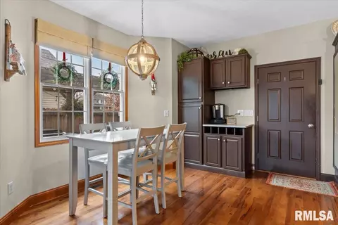 Other - 4532 Greenbriar Dr, Springfield, IL 62711 photo 2 of 12