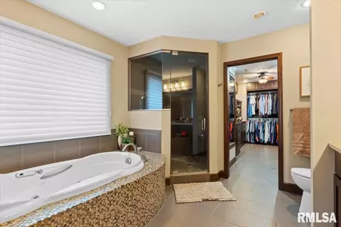 Other - 4532 Greenbriar Dr, Springfield, IL 62711 photo 5 of 12