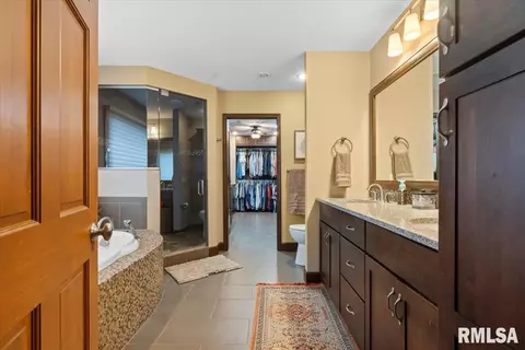 Other - 4532 Greenbriar Dr, Springfield, IL 62711 photo 4 of 12