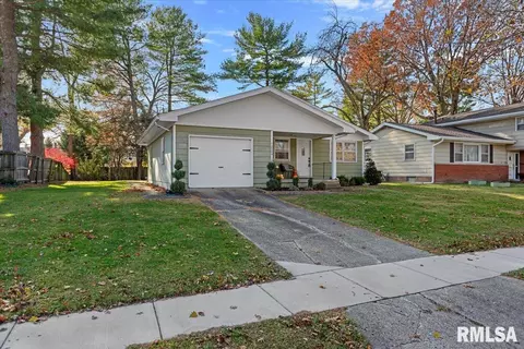 Other - 2204 Westview Dr, Springfield, IL 62704 photo 2 of 13