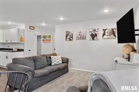 Other - 2204 Westview Dr, Springfield, IL 62704 photo 4 of 13