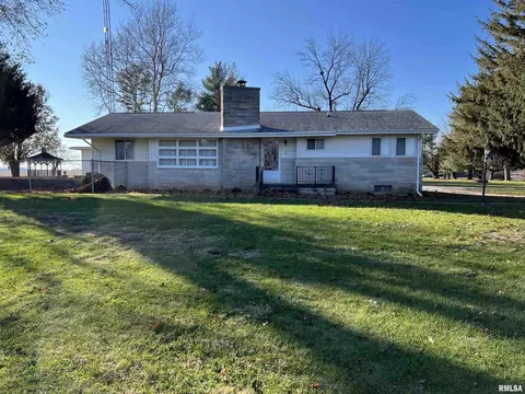 1 Mayfield Dr, Jacksonville, IL 62650