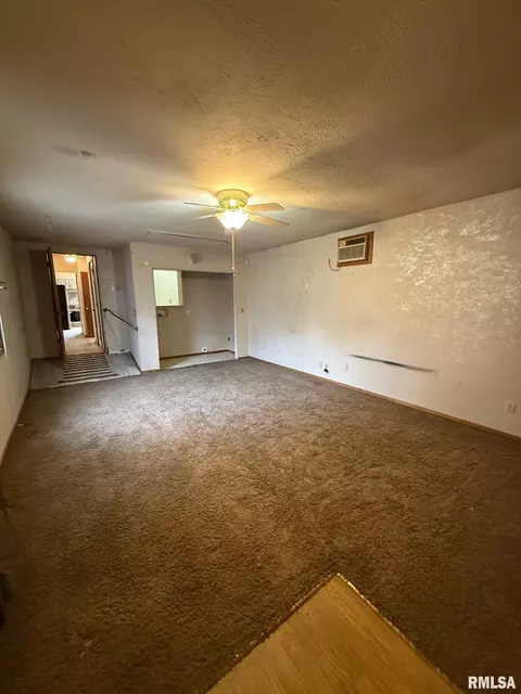 2171 S 14th St, Springfield, IL 62703 photo 9