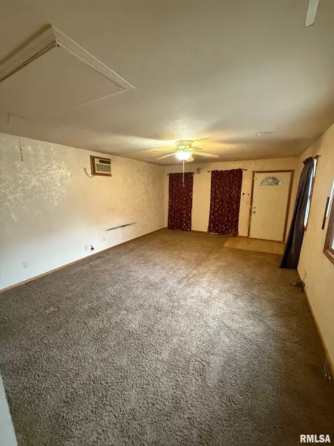 2171 S 14th St, Springfield, IL 62703 photo 8