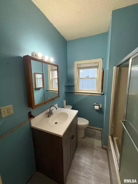 2171 S 14th St, Springfield, IL 62703 photo 6