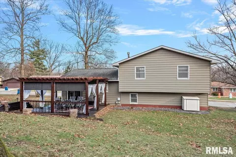 877 Roanoke Dr, Springfield, IL 62702 photo 37