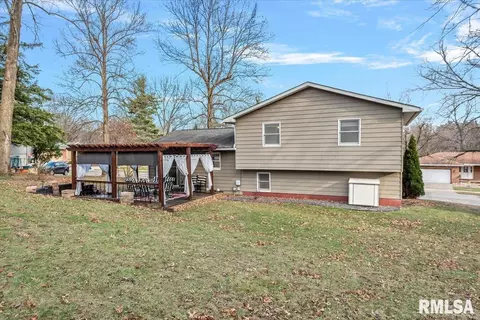 877 Roanoke Dr, Springfield, IL 62702 photo 38