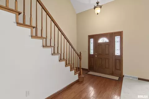 2000 Clarion Dr, Springfield, IL 62711 photo 9