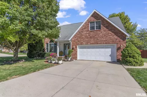2000 Clarion Dr, Springfield, IL 62711