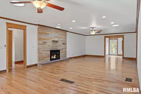 3016 E Lake Shore Dr, Springfield, IL 62707 photo 9