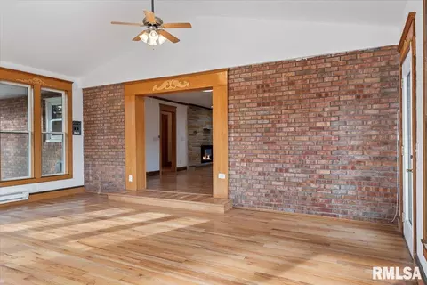 3016 E Lake Shore Dr, Springfield, IL 62707 photo 12
