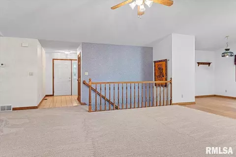 2009 Montague Dr, Springfield, IL 62702 photo 7