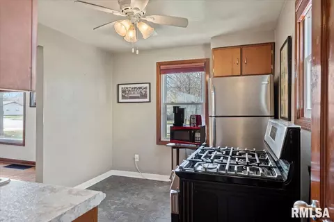 1824 N 19th St, Springfield, IL 62702 photo 7