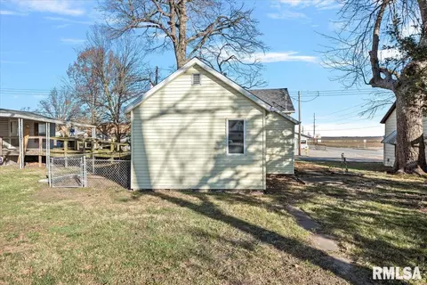 375 E Washington St, Greenview, IL 62642 photo 19