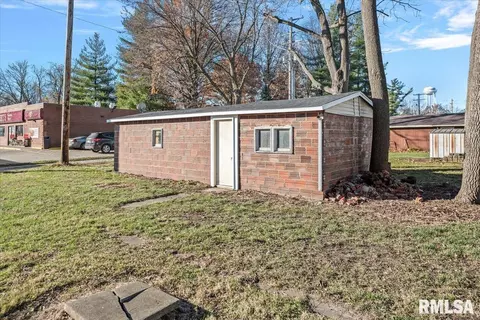 375 E Washington St, Greenview, IL 62642 photo 15