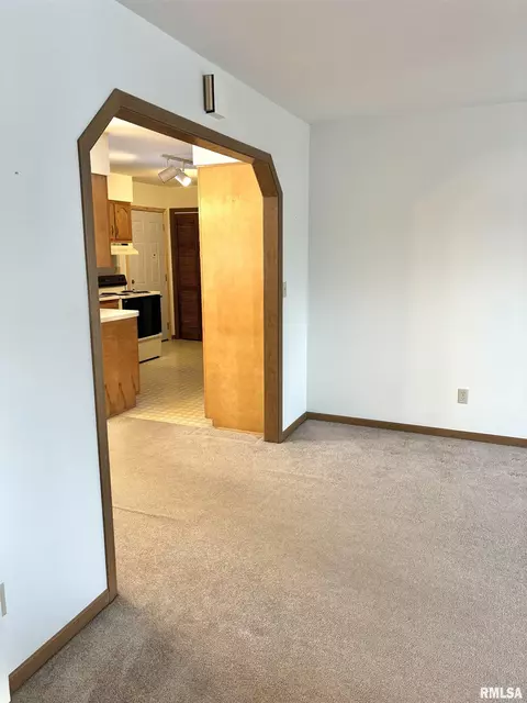 3137 Camereigh Dr, Springfield, IL 62707 photo 8