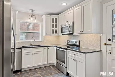 821 Williams Blvd, Springfield, IL 62704 photo 17