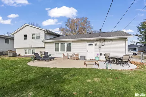 2236 Lynnhaven Dr, Springfield, IL 62704 photo 30