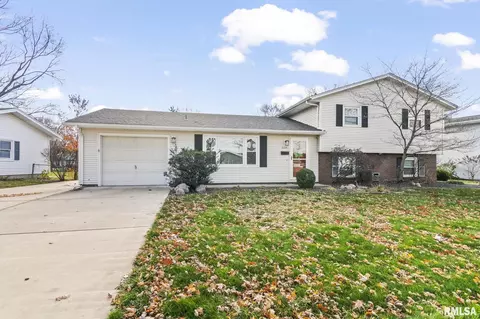 2236 Lynnhaven Dr, Springfield, IL 62704 photo 3