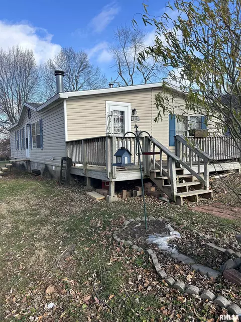 610 Prairie St, Kincaid, IL 62540