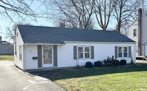 345 W Michigan Ave, Jacksonville, IL 62650