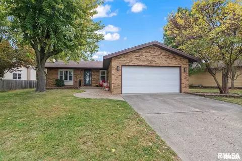 2620 Cardifs Ave, Springfield, IL 62704