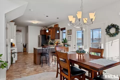 9 Waters Edge Blvd, Springfield, IL 62712 photo 10