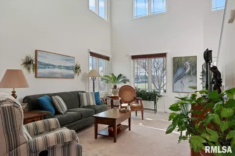 9 Waters Edge Blvd, Springfield, IL 62712 photo 7