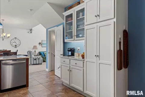 9 Waters Edge Blvd, Springfield, IL 62712 photo 16