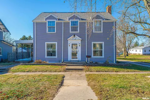 118 S Park St, Mount Pulaski, IL 62548