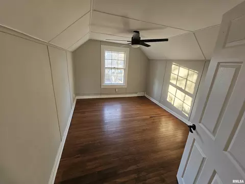 1809 S Spring St, Springfield, IL 62704 photo 9