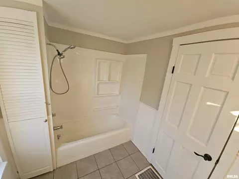 1809 S Spring St, Springfield, IL 62704 photo 13