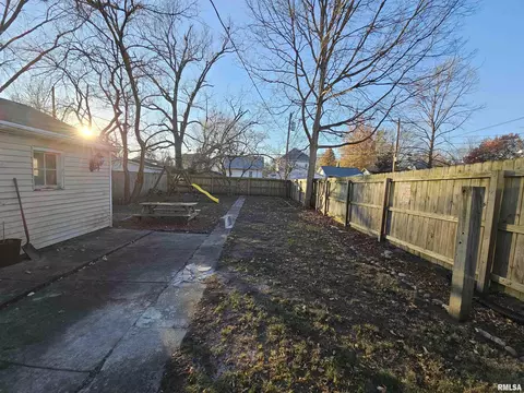 1809 S Spring St, Springfield, IL 62704 photo 20