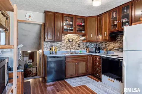 1828 Stanhope Rd, Springfield, IL 62702 photo 8