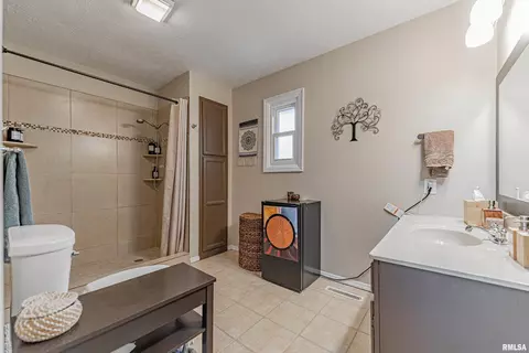 36 Gloucester Cir, Bloomington, IL 61704 photo 30