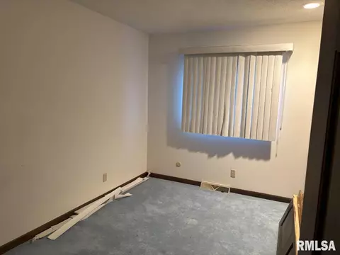 17 Dell Dr, Springfield, IL 62712 photo 14