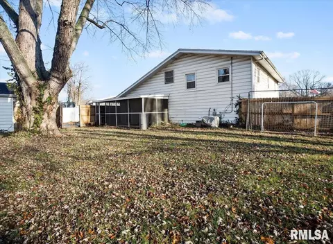 Exterior - 41 Coachlight Ct, Springfield, IL 62703 photo 3 of 5