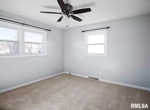 Bedroom - 41 Coachlight Ct, Springfield, IL 62703 photo 3 of 4