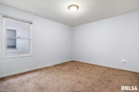 Bedroom - 2416 Neil St, Springfield, IL 62707 photo 6 of 7