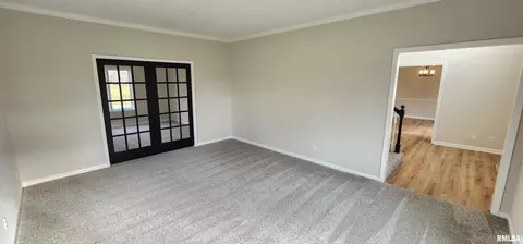Living - 5216 Wildcat Run, Springfield, IL 62711 photo 5 of 5