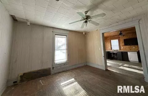 204 N Normal St, Macomb, IL 61455 photo 3