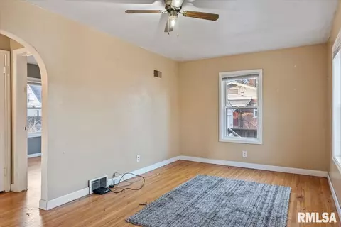 312 W Ash St, Springfield, IL 62704 photo 10