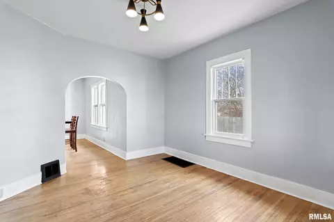 1606 E Watch Ave, Springfield, IL 62702 photo 9
