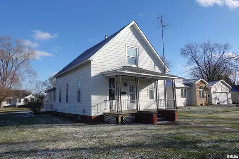 1319 S Seminary St, Galesburg, IL 61401