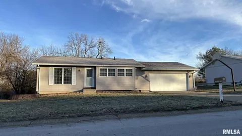 3131 E Fox Run St, Quincy, IL 62301