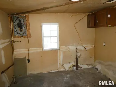 Other - 2840 S 12th St, Springfield, IL 62703 photo 4 of 5