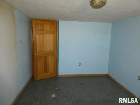 Bedroom - 2840 S 12th St, Springfield, IL 62703 photo 2 of 4
