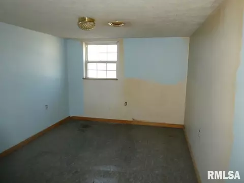 Bedroom - 2840 S 12th St, Springfield, IL 62703 photo 1 of 4